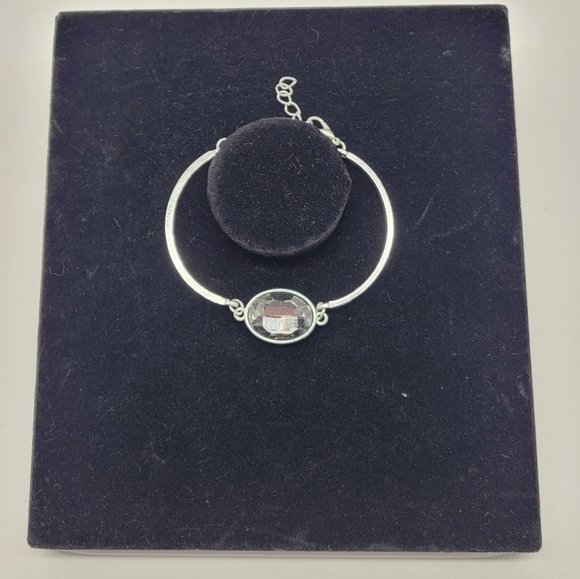 Paparazzi Jewelry Collection 5 Bracelets (Delicate Glam)​​​ - Picture 3 of 6